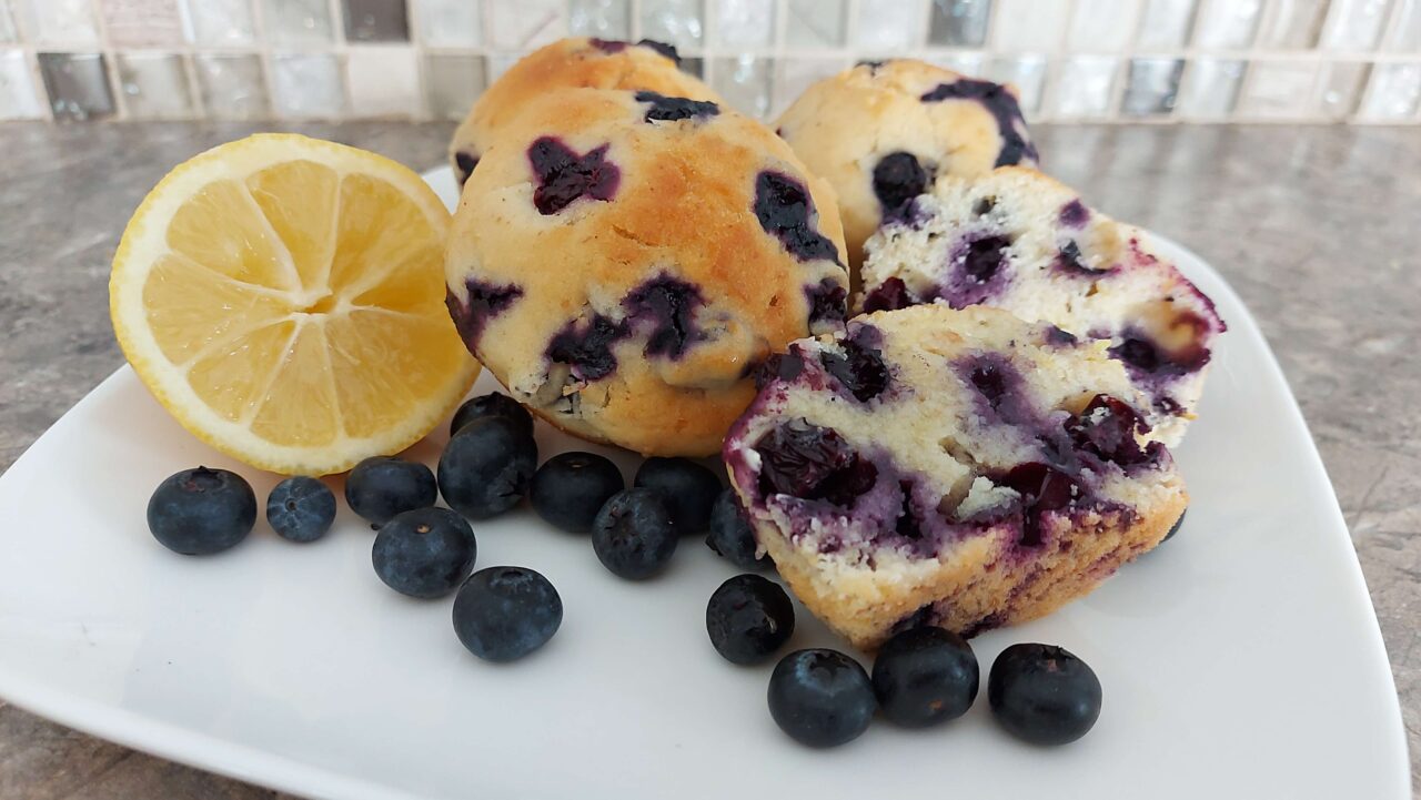 Muffins aux bleuets et citron Tornade Rousse Muffins aux bleuets et citron Tornade Rousse