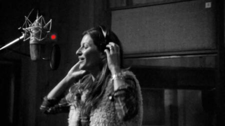 Sois belle et tais toi…pas!